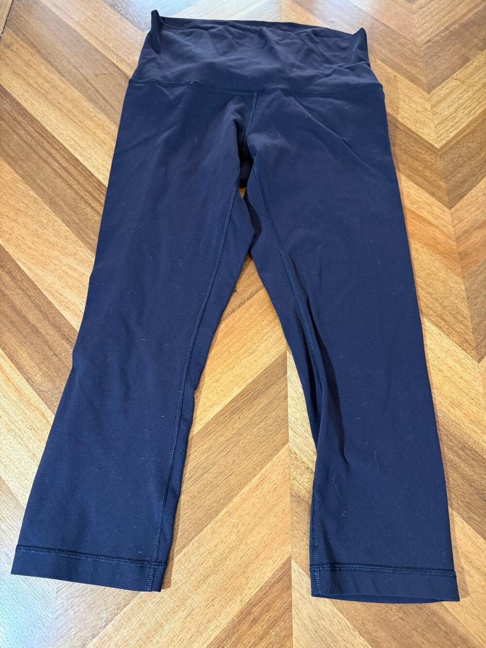 Lululemon Navy Blue Crop Leggings High Rise Yoga Pants Women's Size 10